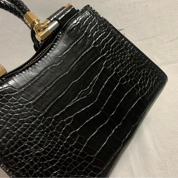 Cute black purse for a night out! - Picture 3 of 8